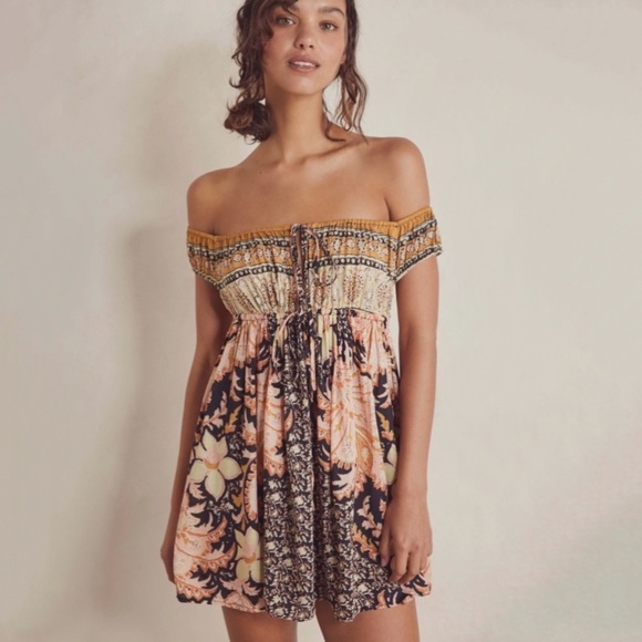 Free People Dresses & Skirts - NWT Free People Mariposa Floral Print Tie Front Ruffle Mini Dress